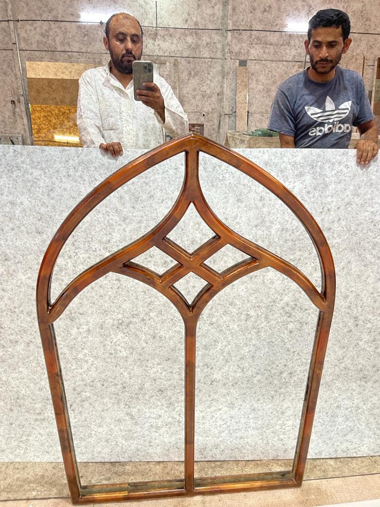 مرايا معتقة