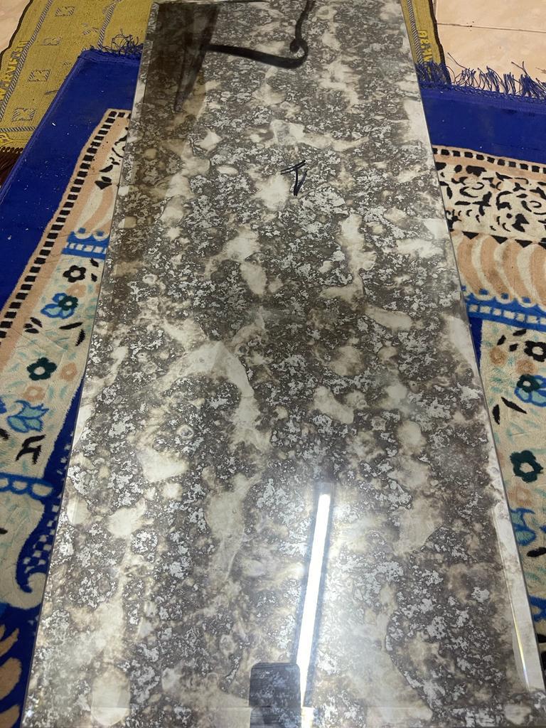 مرايا معتقة