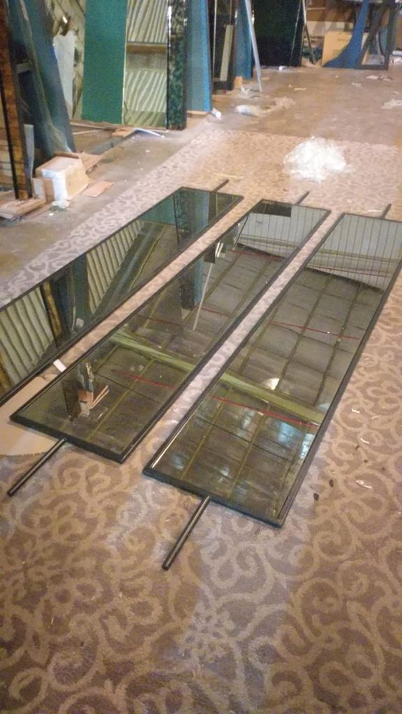 مرايا معتقة